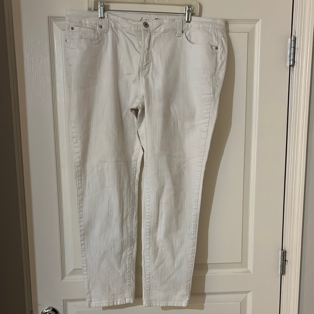 INC International Concepts Straight Jeans - White
